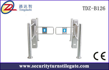 Kecepatan tinggi Swing Turnstile Supermarket dengan pilar bulat, sertifikasi CE